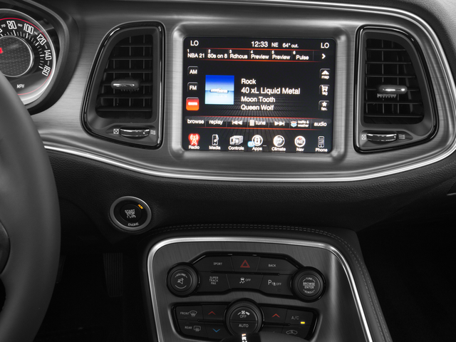 2017 Dodge Challenger R/T Shaker photo 2