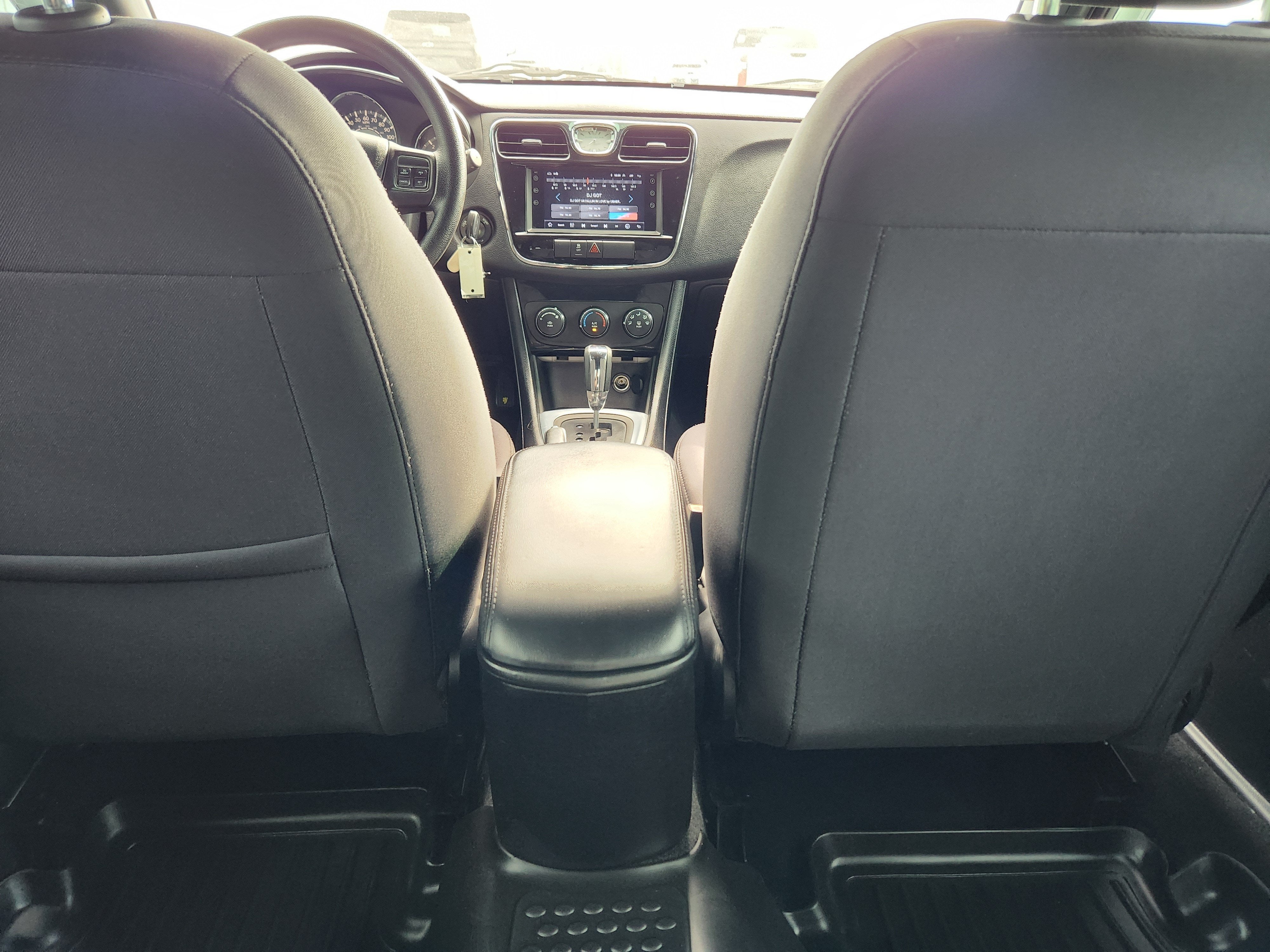 2014 Chrysler 200 LX