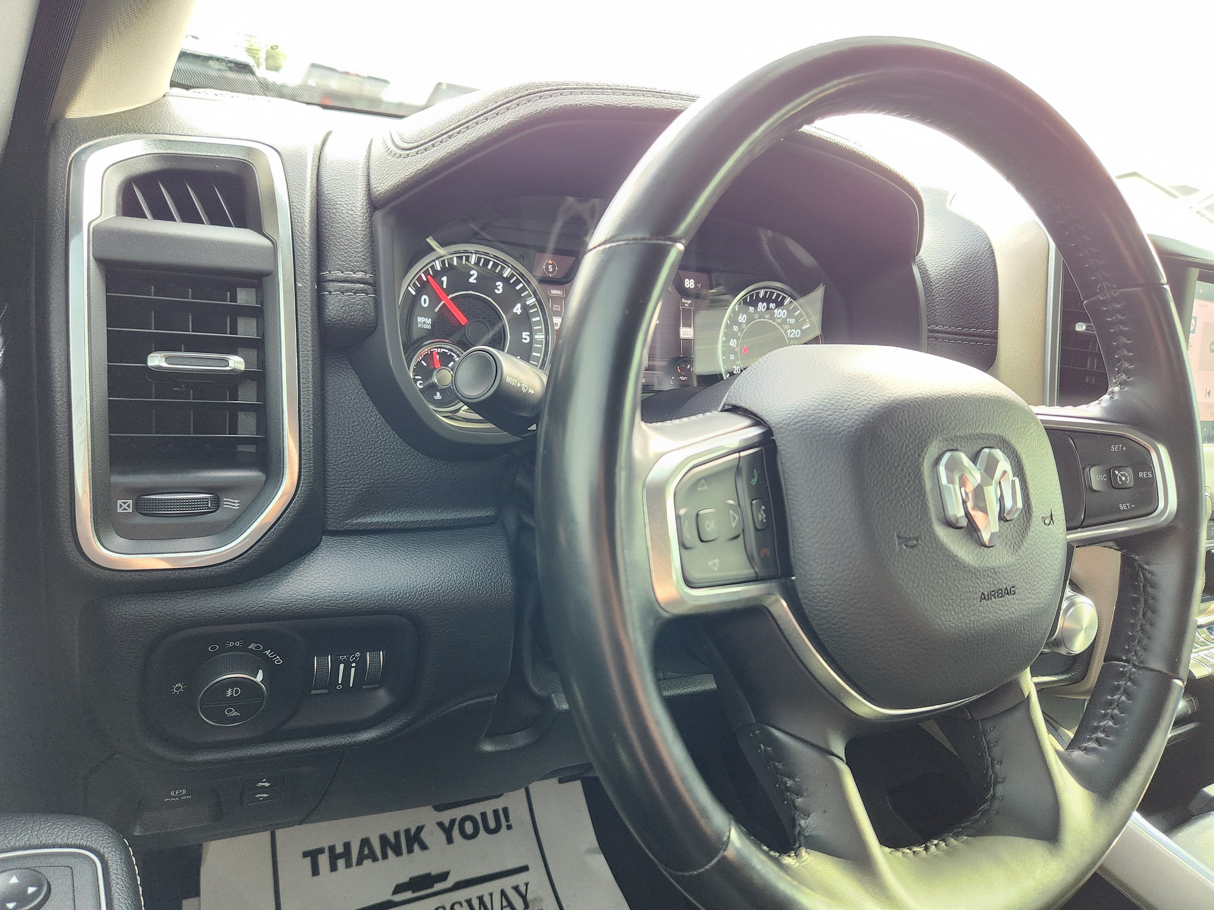2022 RAM 1500 Laramie Crew Cab 4x4 5'7" Box