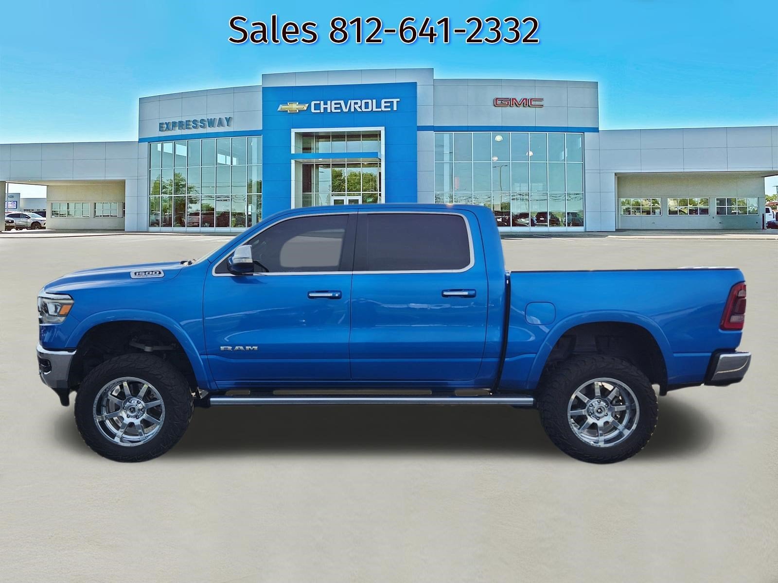 2022 RAM 1500 Laramie Crew Cab 4x4 5'7" Box