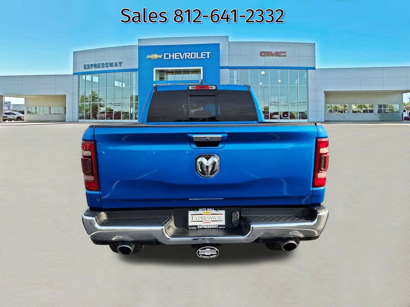 2022 RAM 1500 Laramie Crew Cab 4x4 5'7" Box