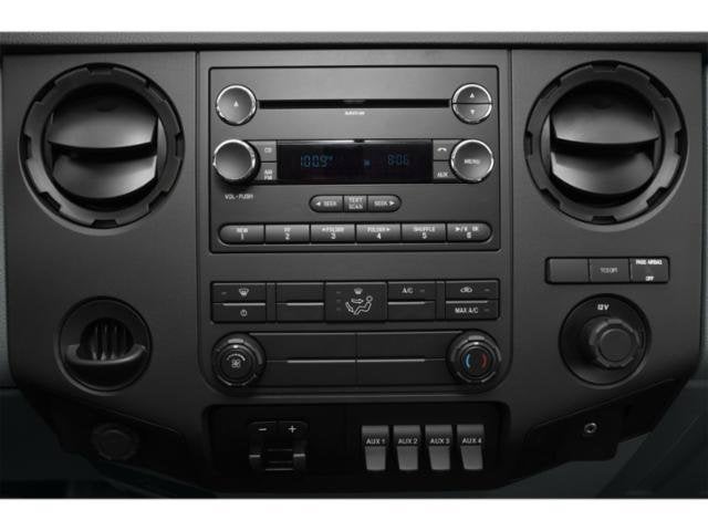 2013 Ford Super Duty F-450 DRW XL