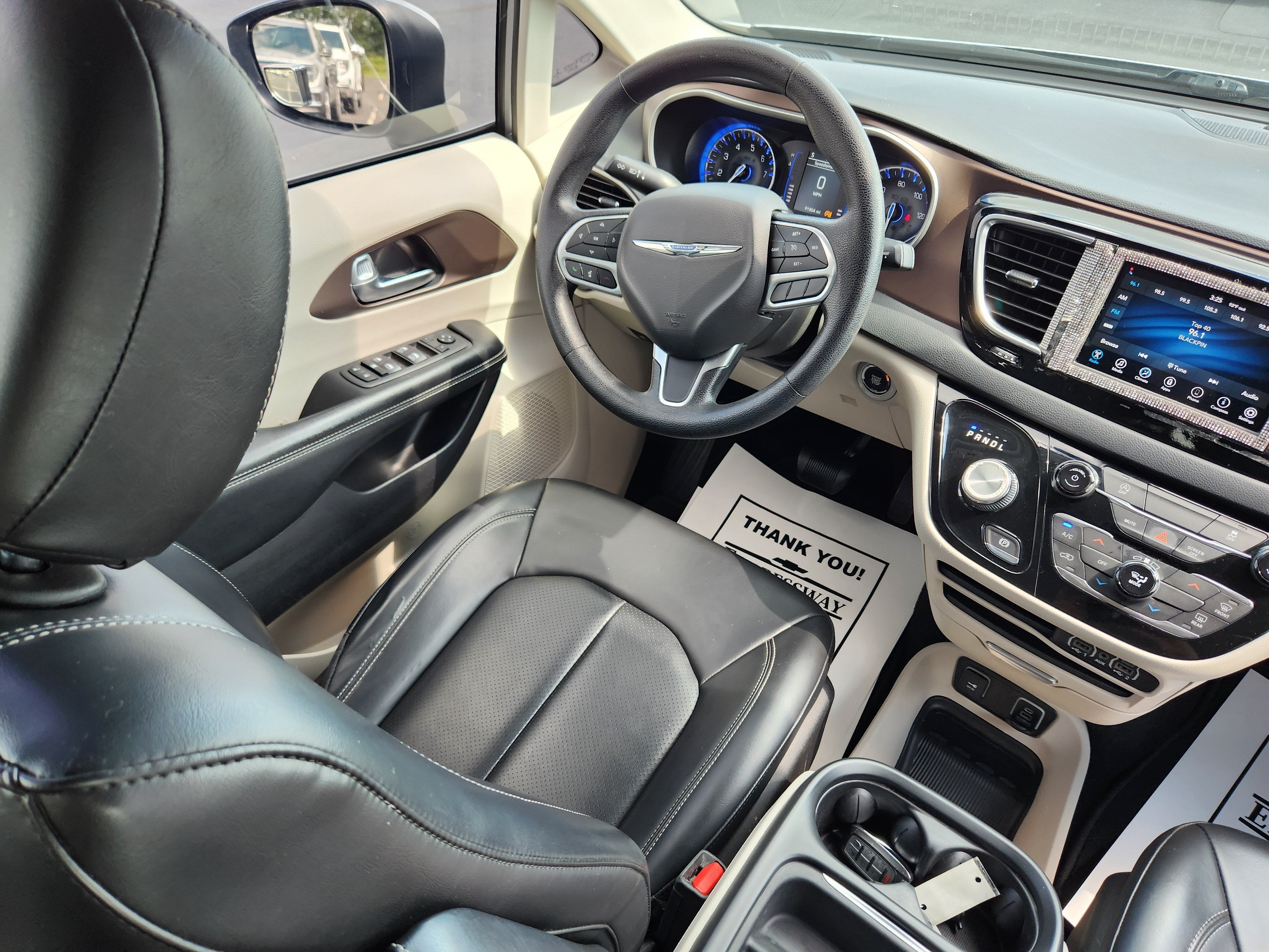 2021 Chrysler Voyager LXI