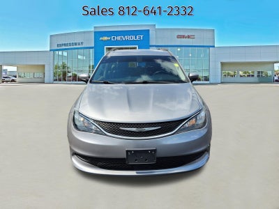 2021 Chrysler Voyager LXI
