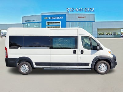 2023 RAM ProMaster 2500 11 Passenger Seating