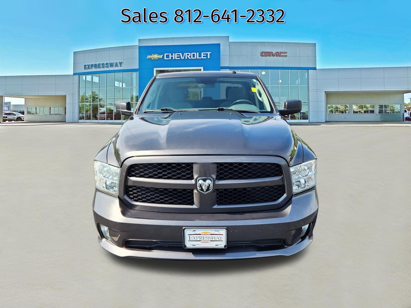 2018 RAM 1500 Express Crew Cab 4x4 5'7" Box