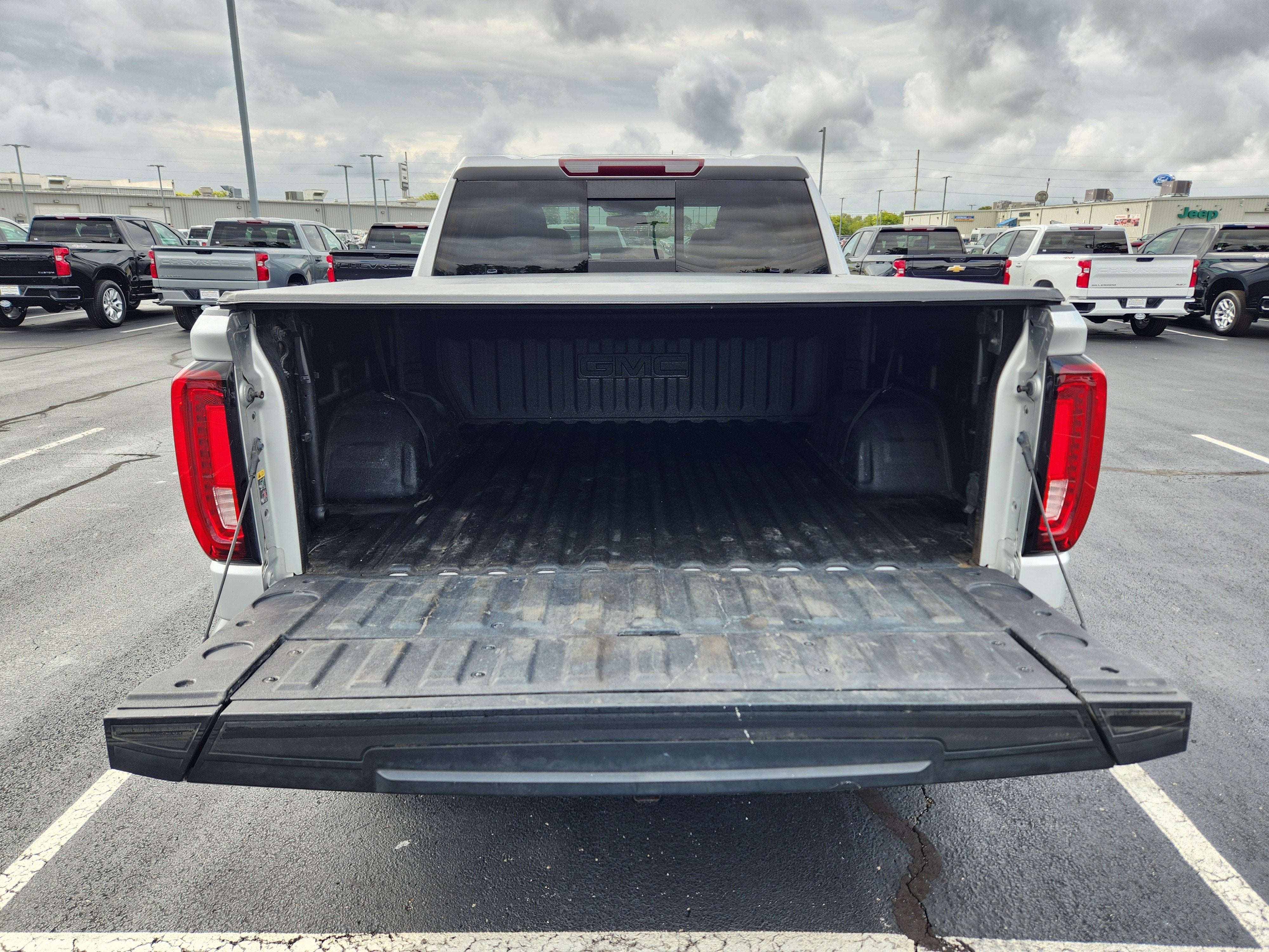 2021 GMC Sierra 1500 SLT