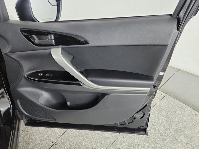 2023 Mitsubishi Eclipse Cross Base