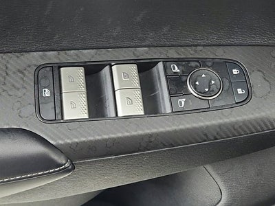 2024 Mitsubishi Outlander ES