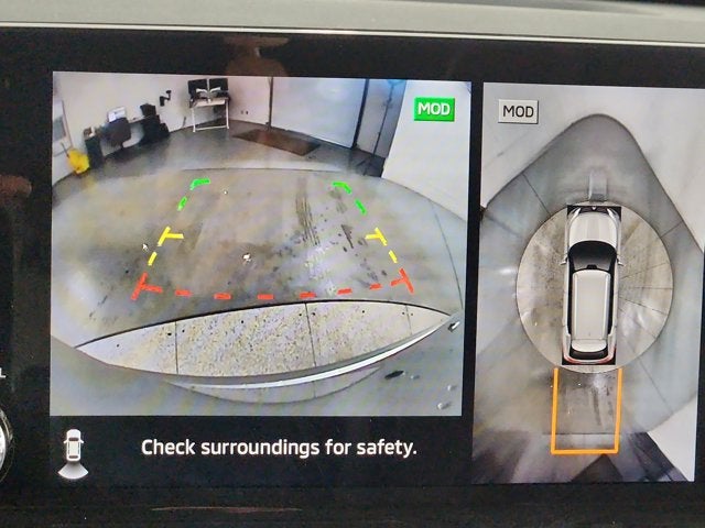 2023 Mitsubishi Outlander Base