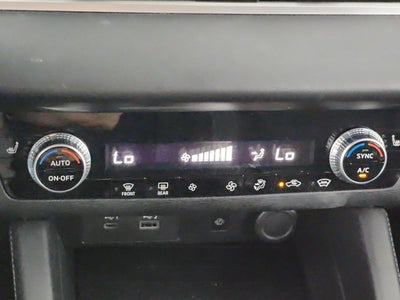 2024 Mitsubishi Outlander SE Black Edition