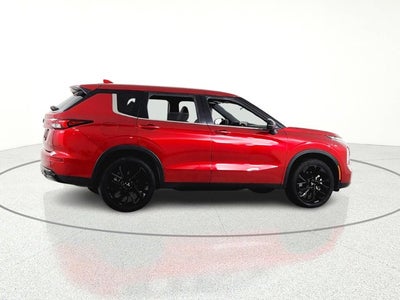 2024 Mitsubishi Outlander SE Black Edition
