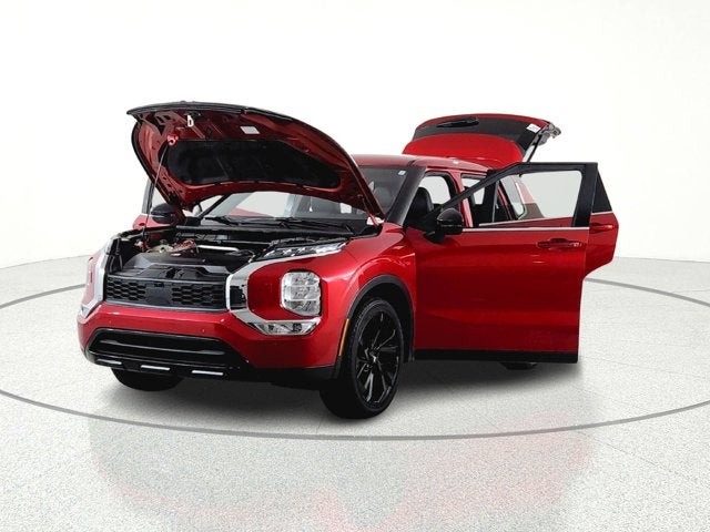 2024 Mitsubishi Outlander SE Black Edition