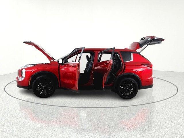 2024 Mitsubishi Outlander SE Black Edition