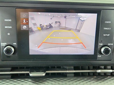 2023 Kia Carnival LX