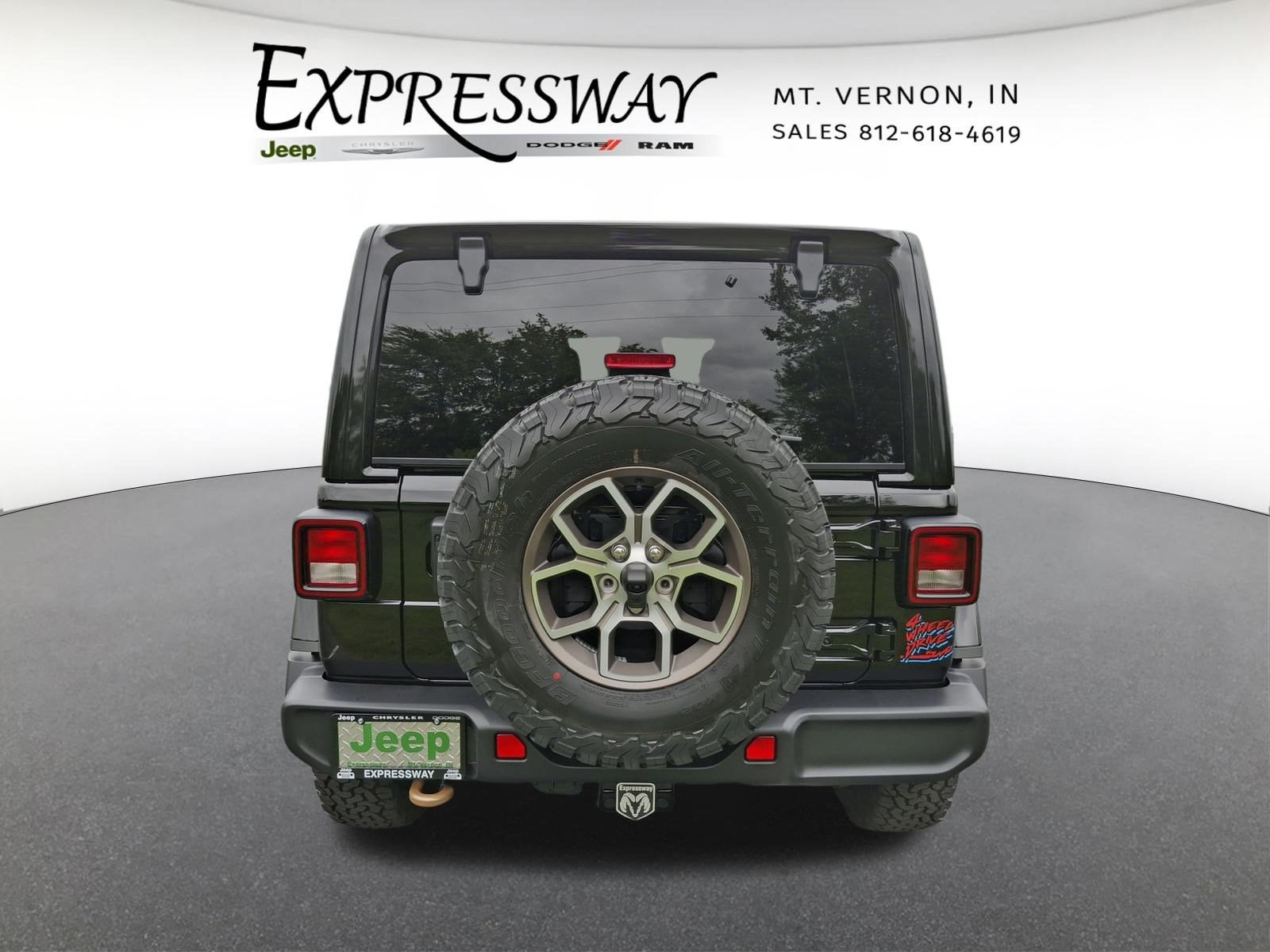 2027 Jeep 4 Dr Wrangler Rewind