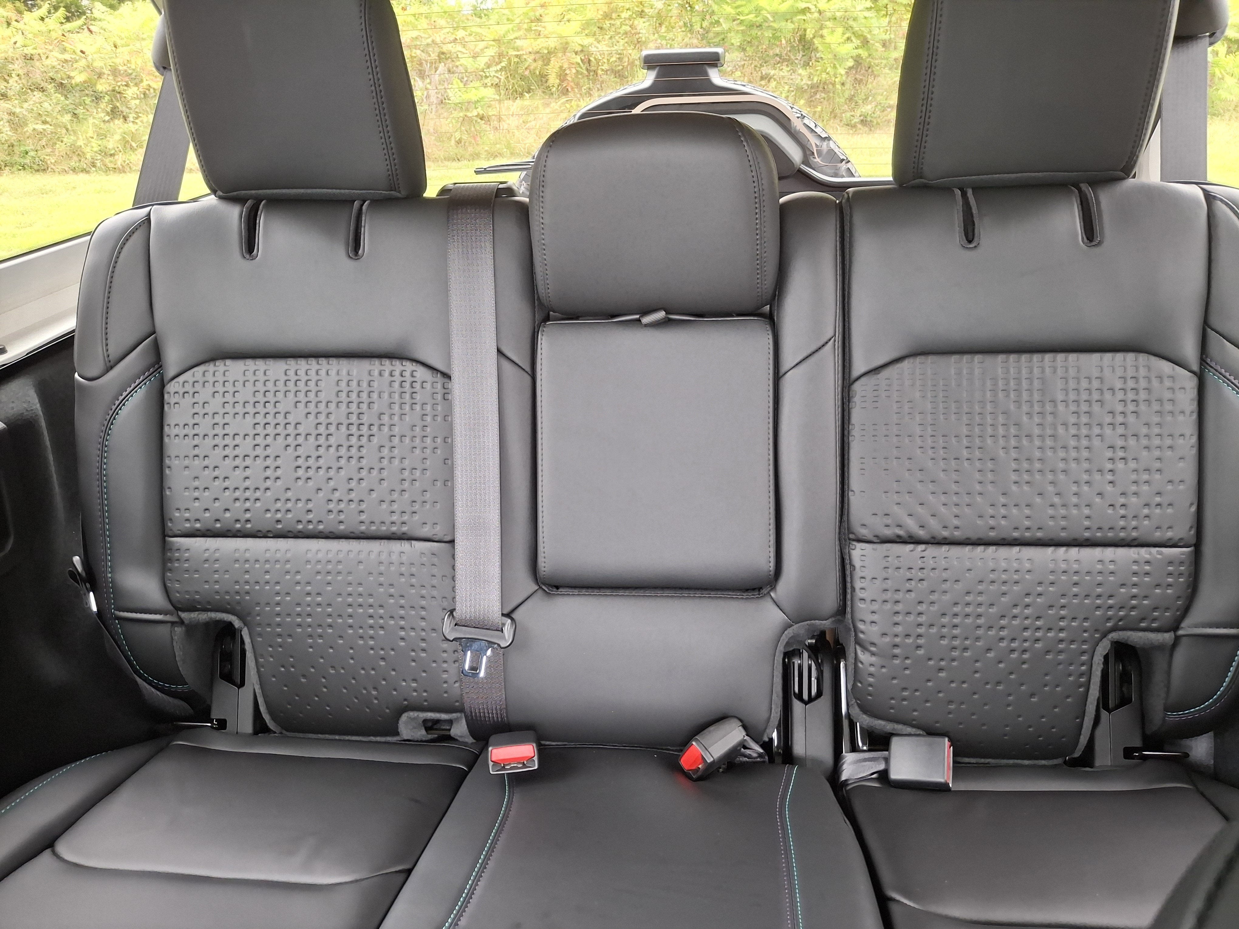 2027 Jeep 4 Dr Wrangler Rewind