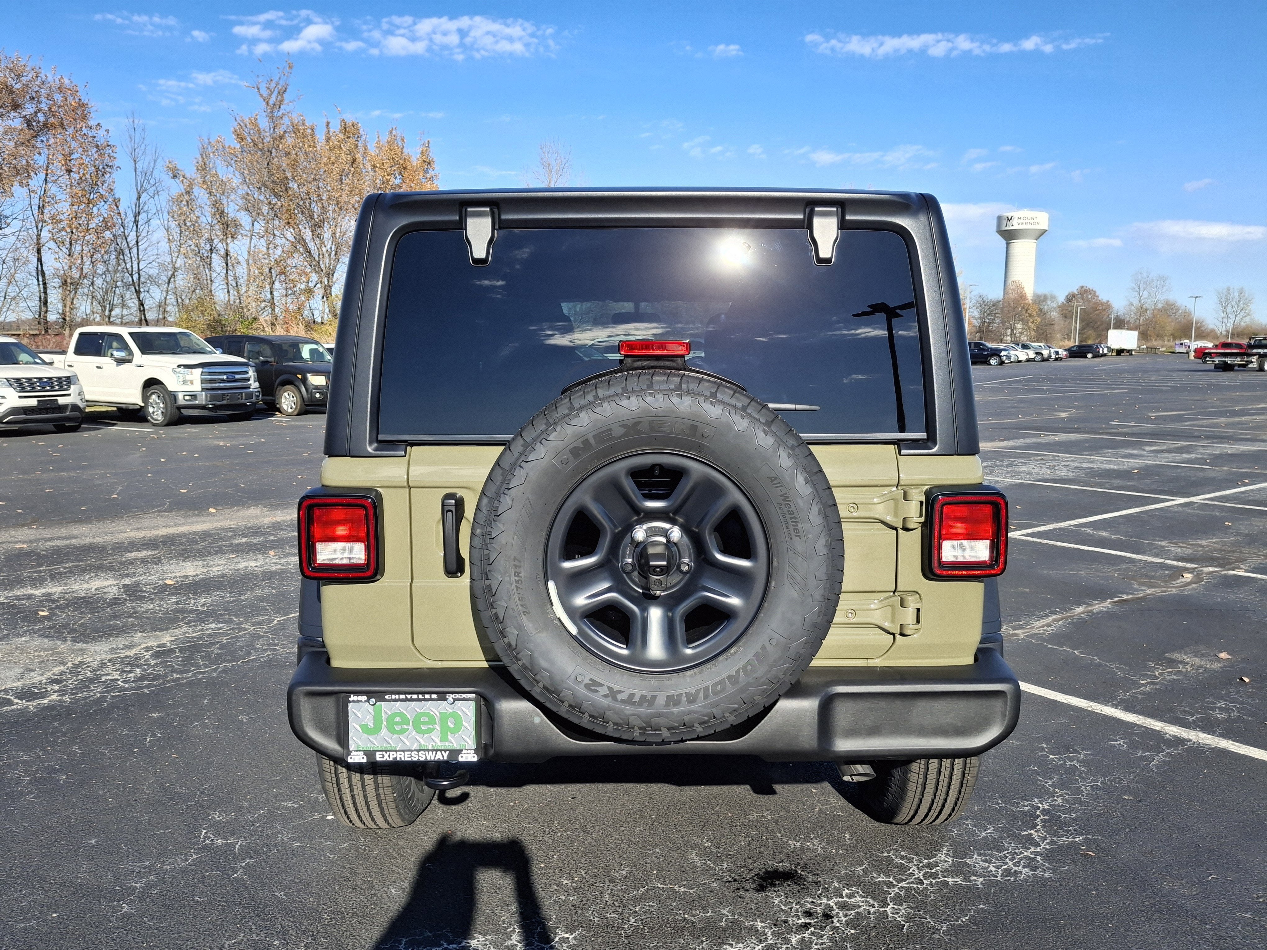 2026 Jeep 4 Dr Wrangler Sport