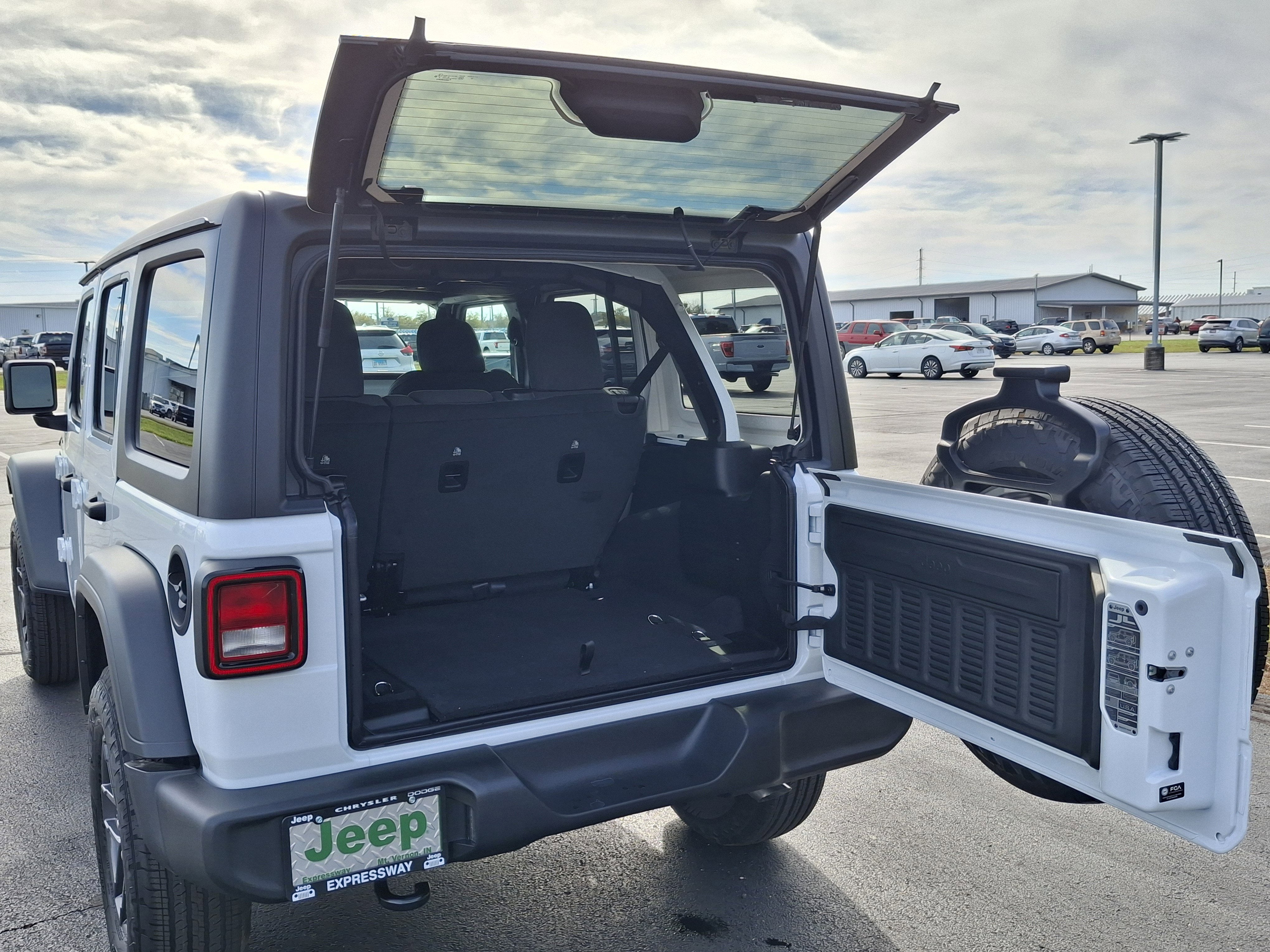 2026 Jeep 4 Dr Wrangler Sport S