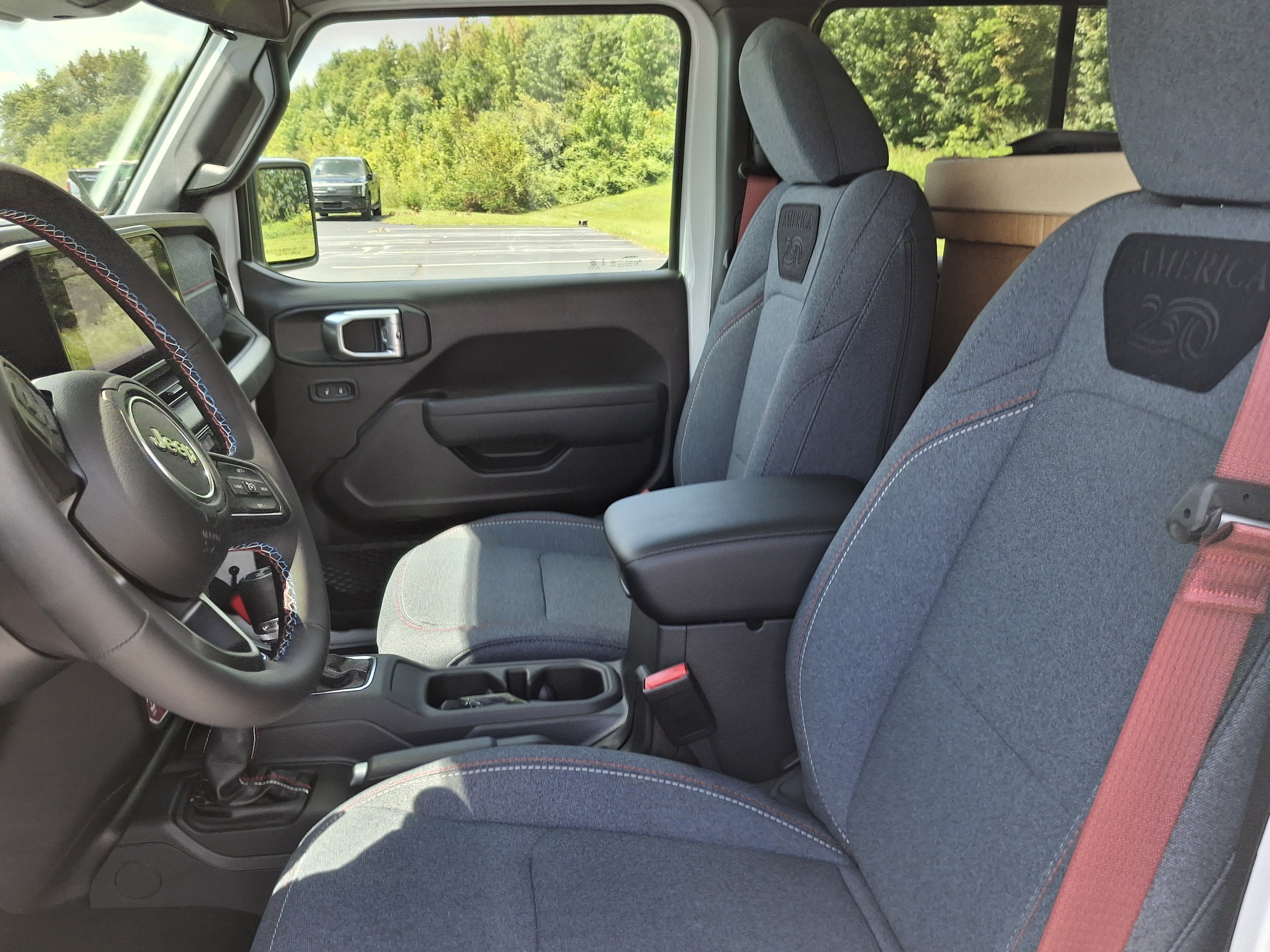 2026 Jeep 4 Dr Wrangler Base