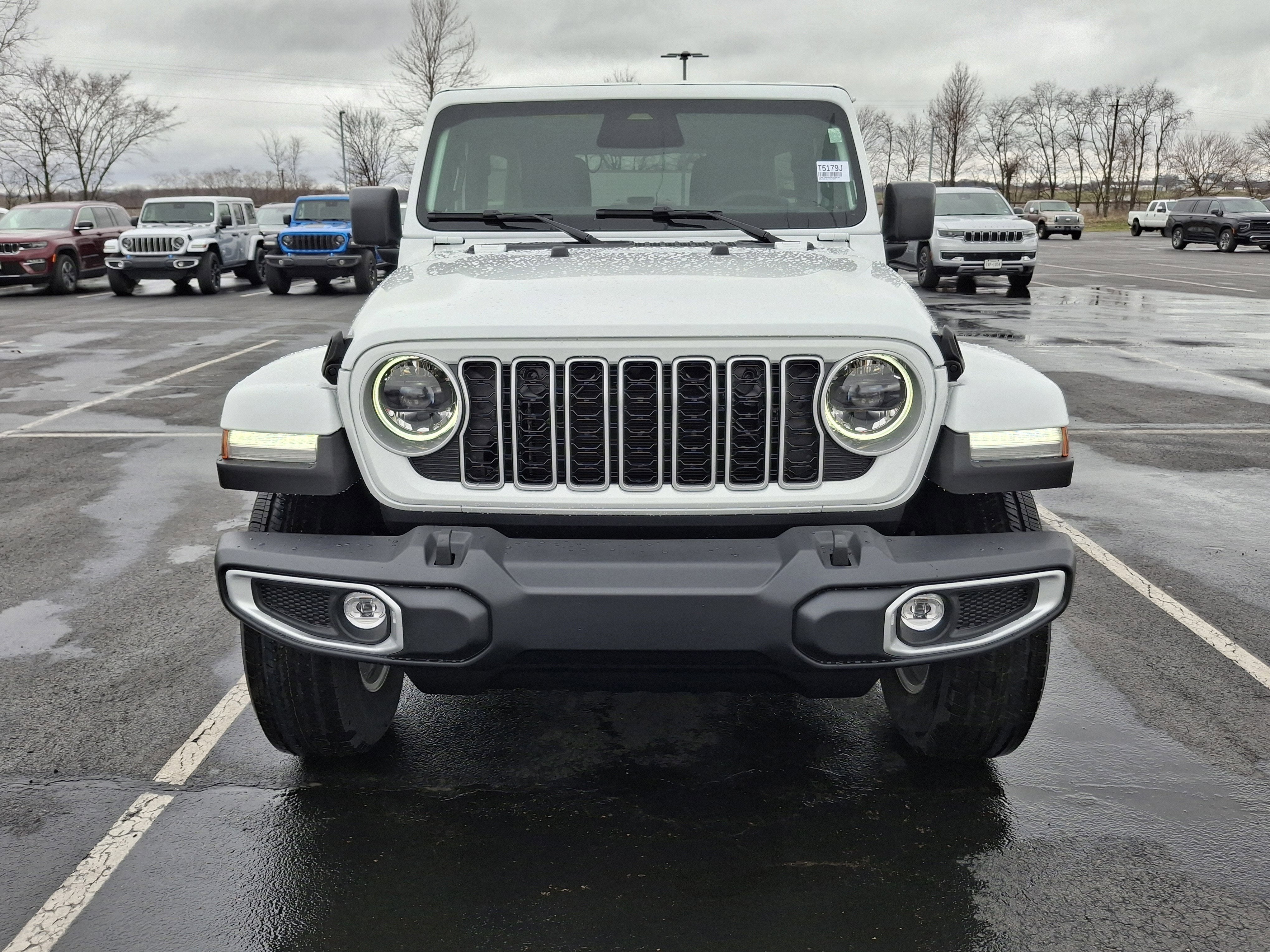 2026 Jeep 4 Dr Wrangler Sahara