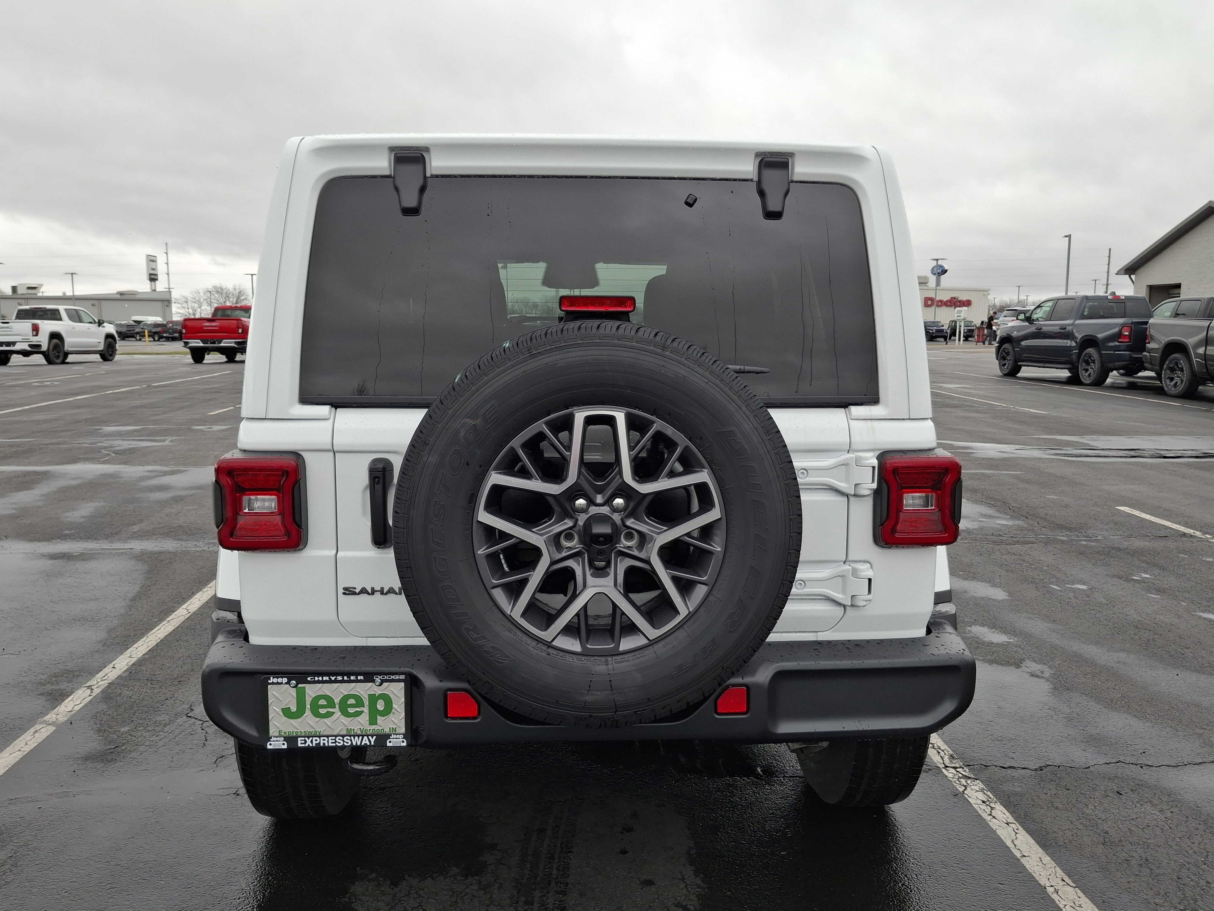 2026 Jeep 4 Dr Wrangler Sahara