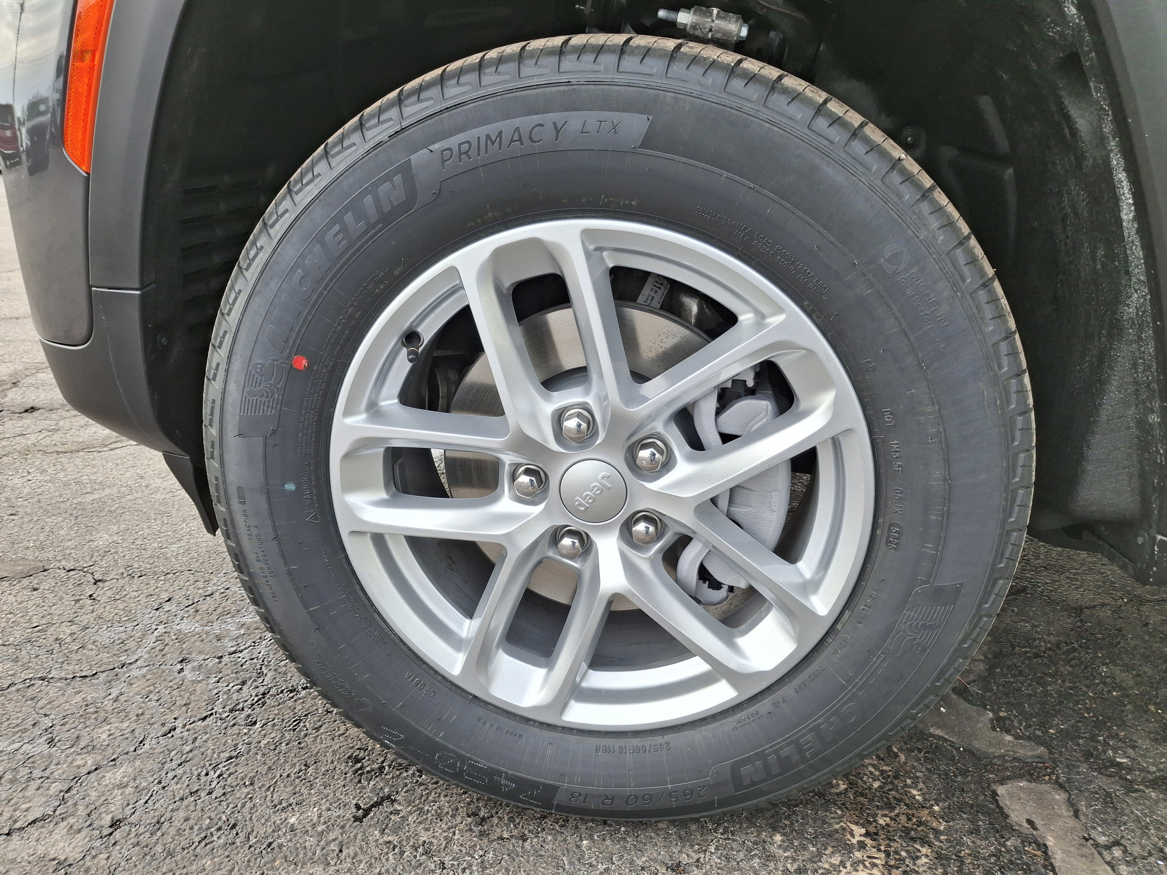 2026 Jeep Grand Cherokee Laredo