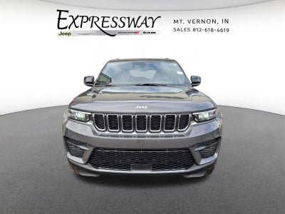 2026 Jeep Grand Cherokee Laredo