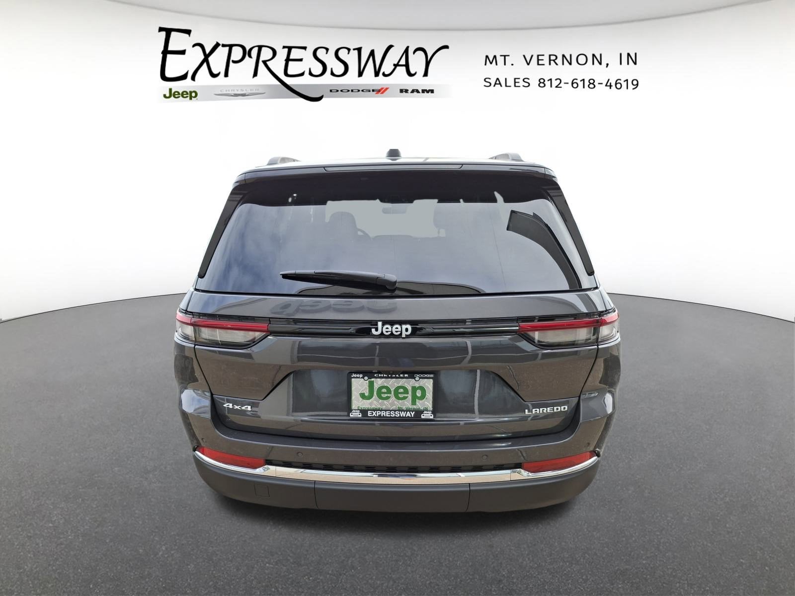 2026 Jeep Grand Cherokee Laredo