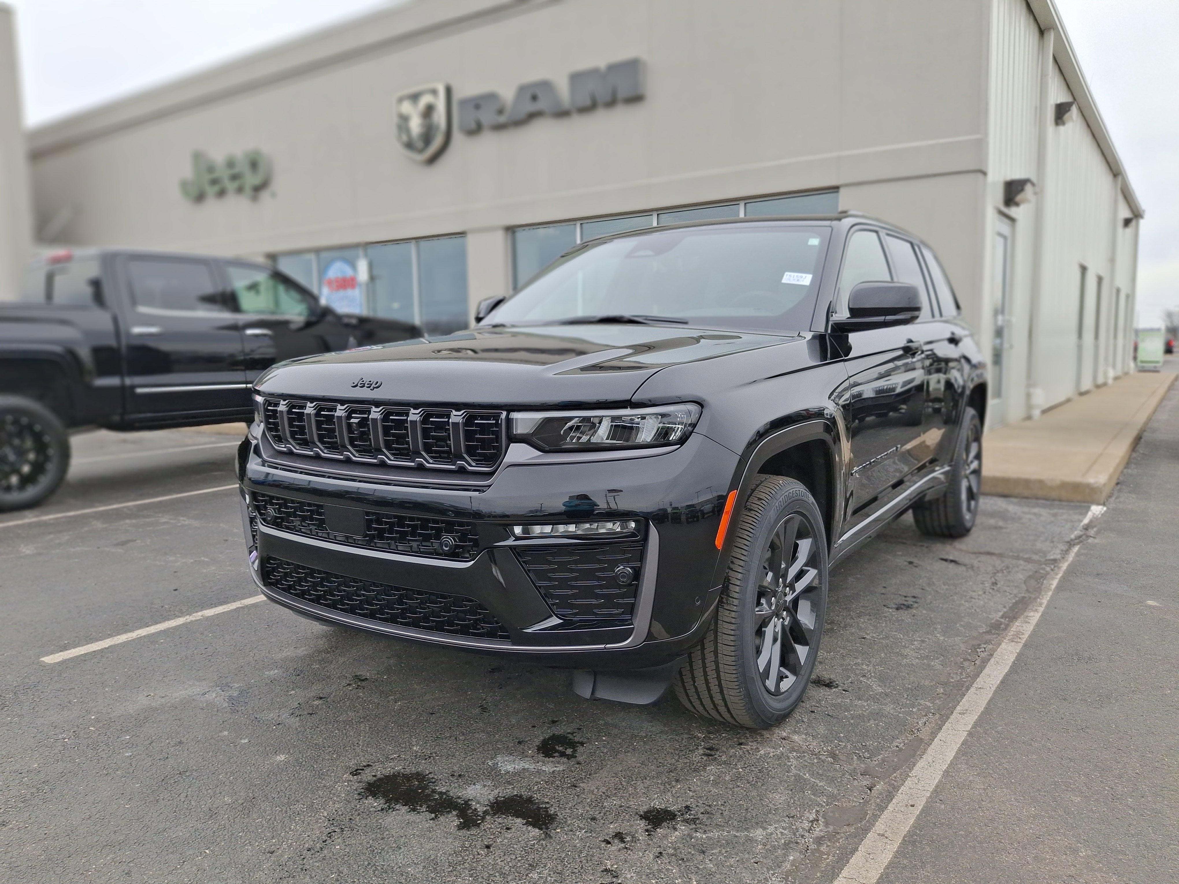2026 Jeep Grand Cherokee Limited Reserve