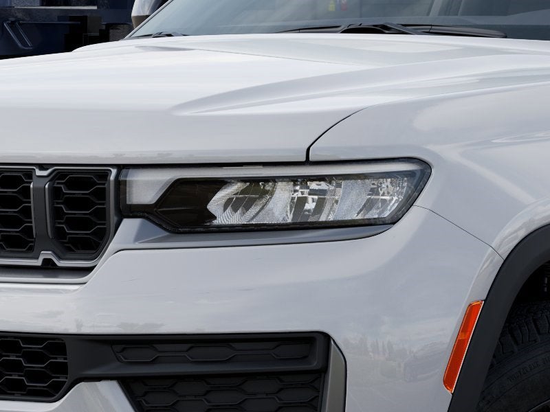 2026 Jeep Grand Cherokee L Laredo Altitude