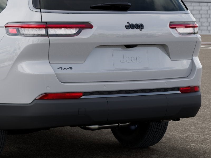 2026 Jeep Grand Cherokee L Laredo Altitude