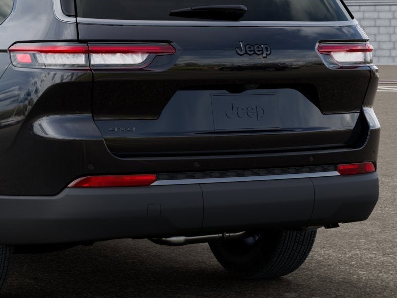 2026 Jeep Grand Cherokee L Laredo Altitude