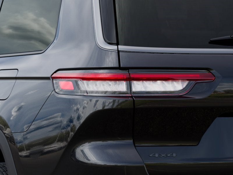 2026 Jeep Grand Cherokee L Laredo Altitude