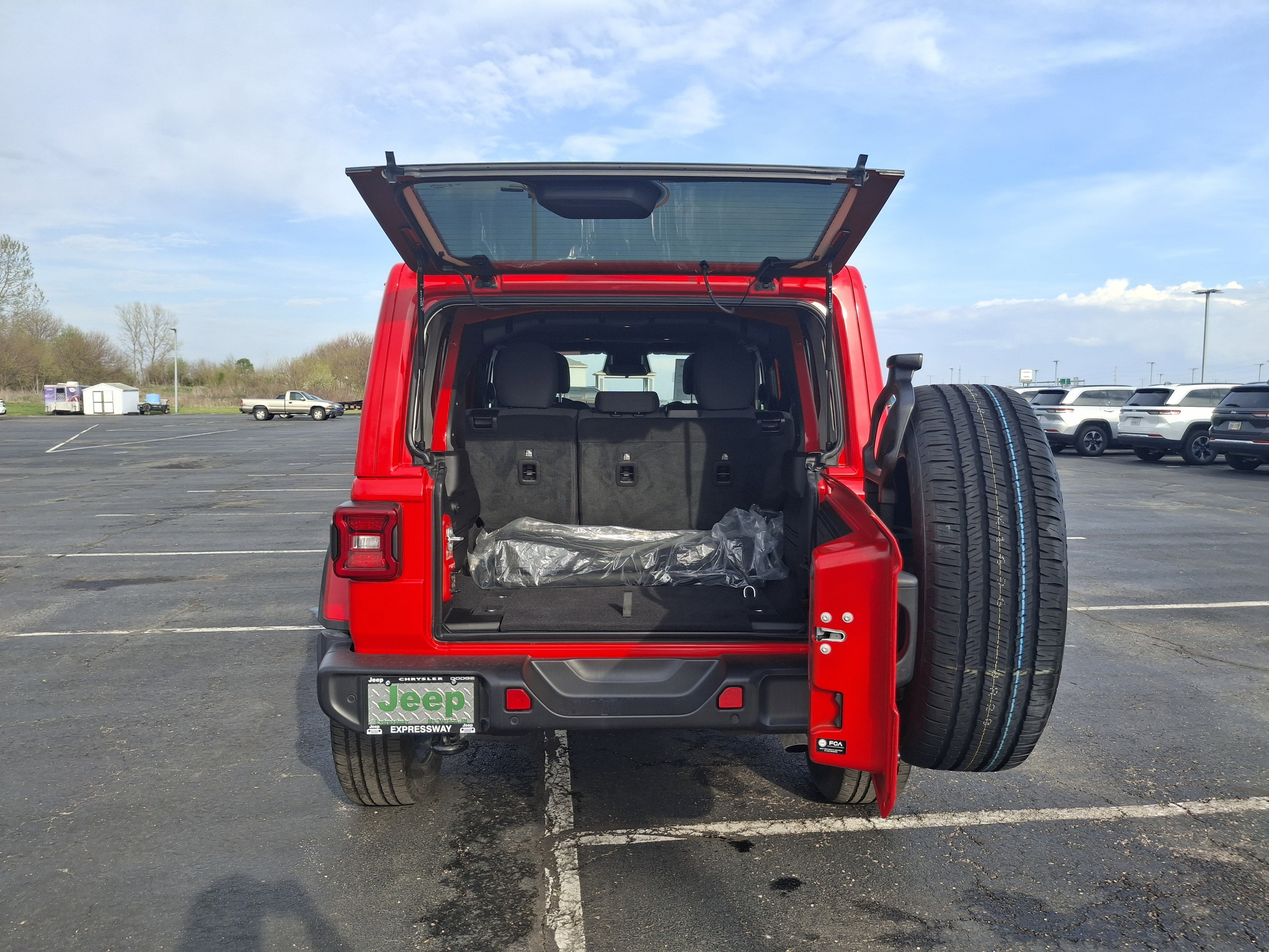 2025 Jeep Wrangler 4xe Sahara