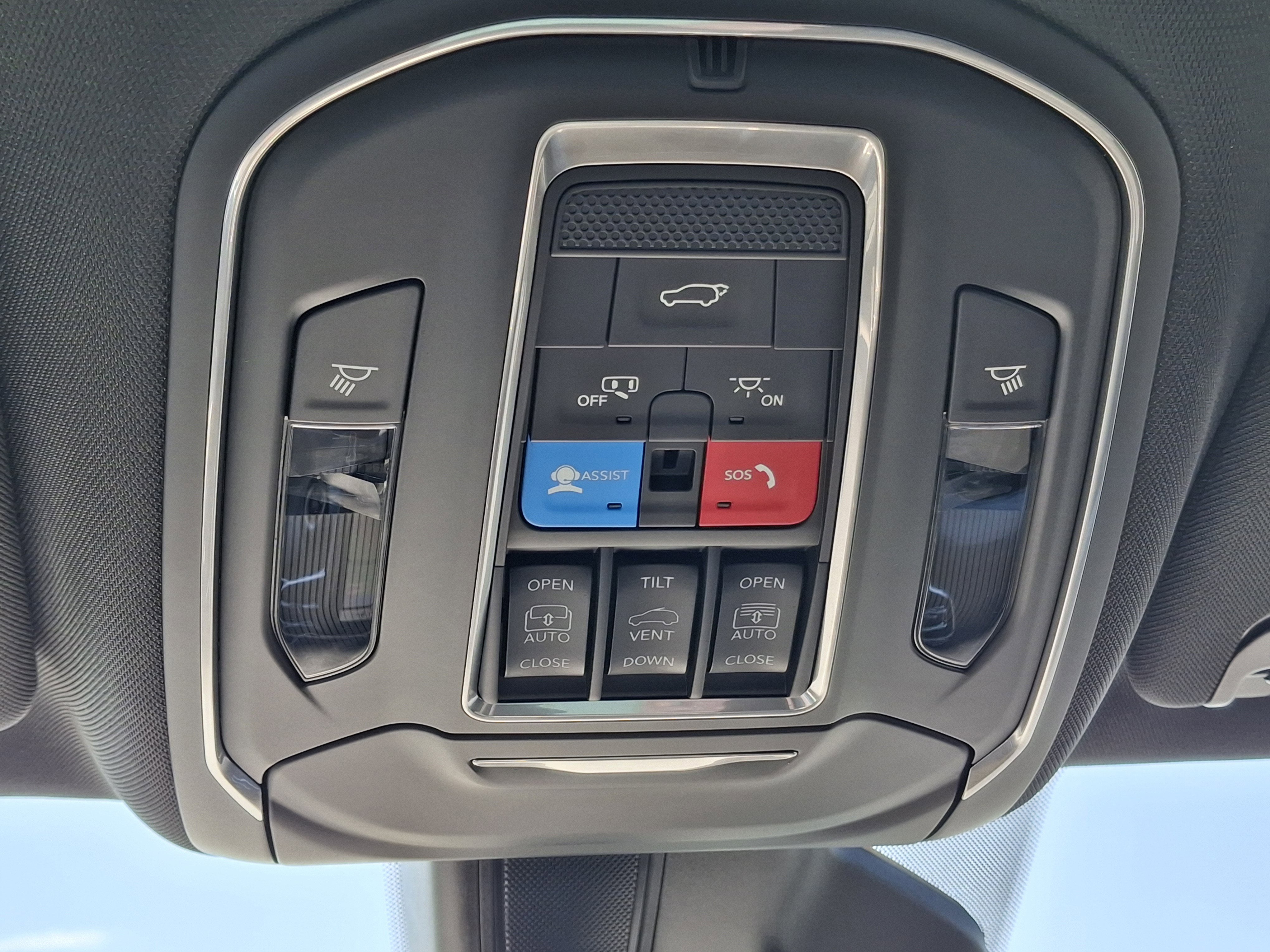 2026 Jeep Grand Wagoneer Base