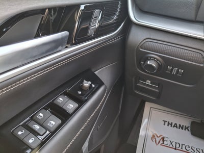 2026 Jeep Grand Wagoneer Base