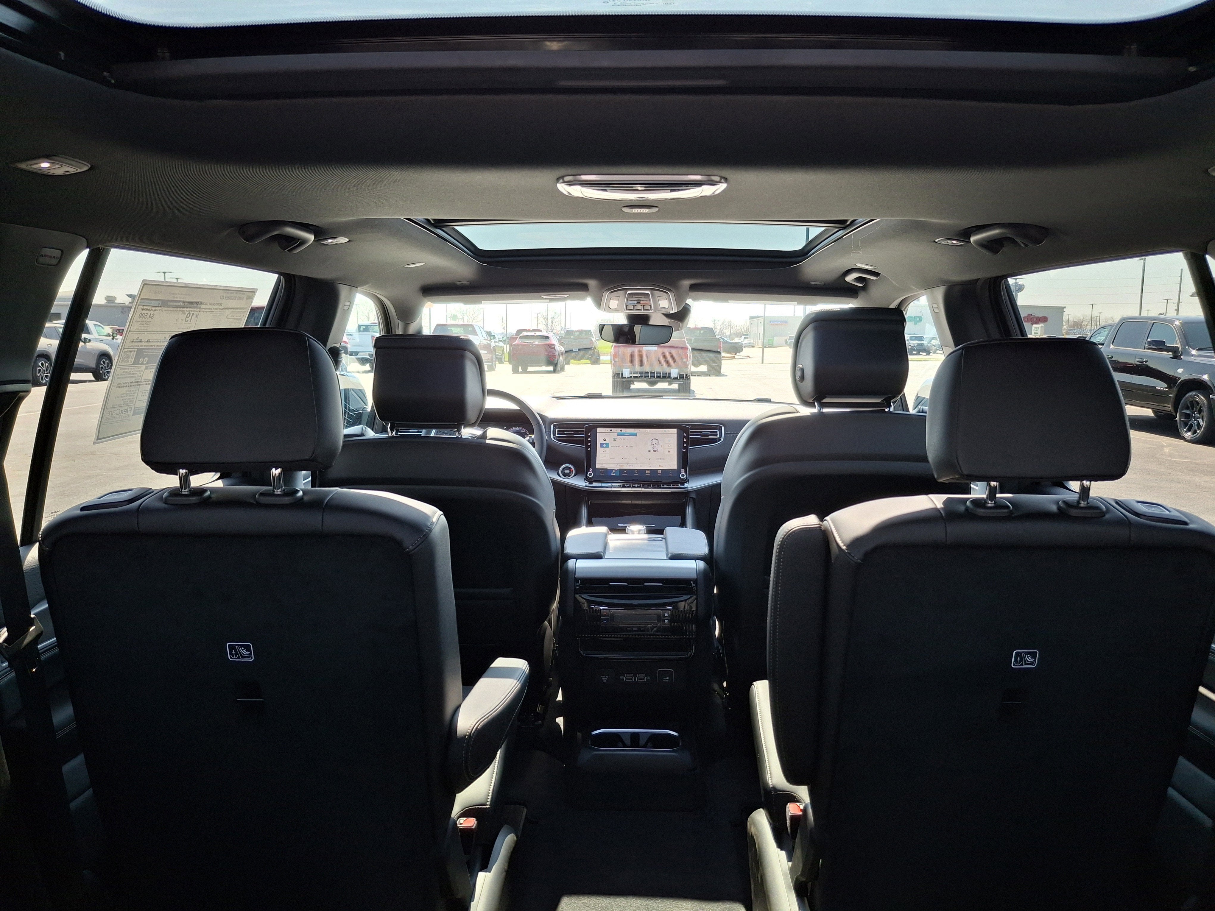 2026 Jeep Grand Wagoneer Base