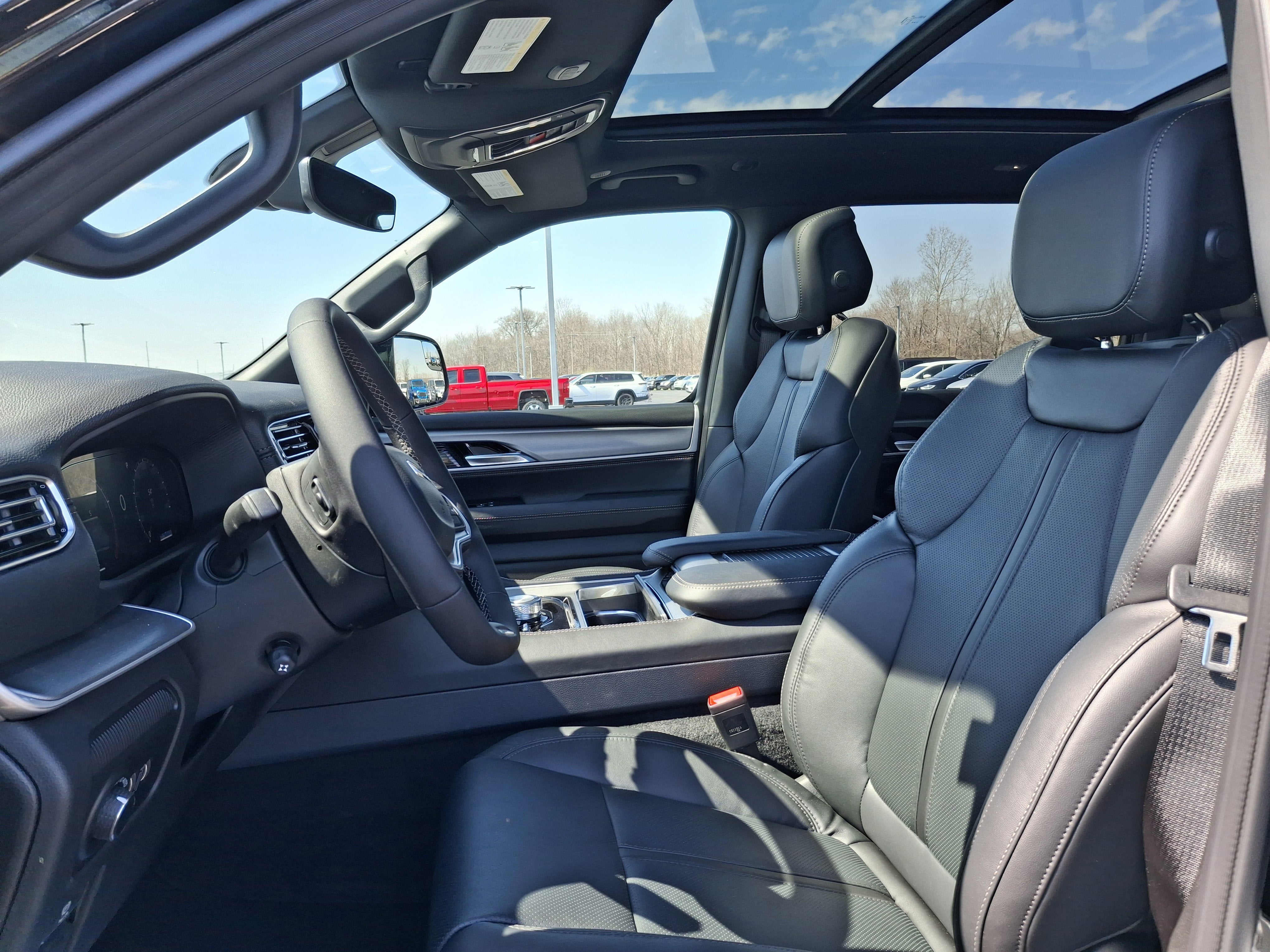 2026 Jeep Grand Wagoneer Base