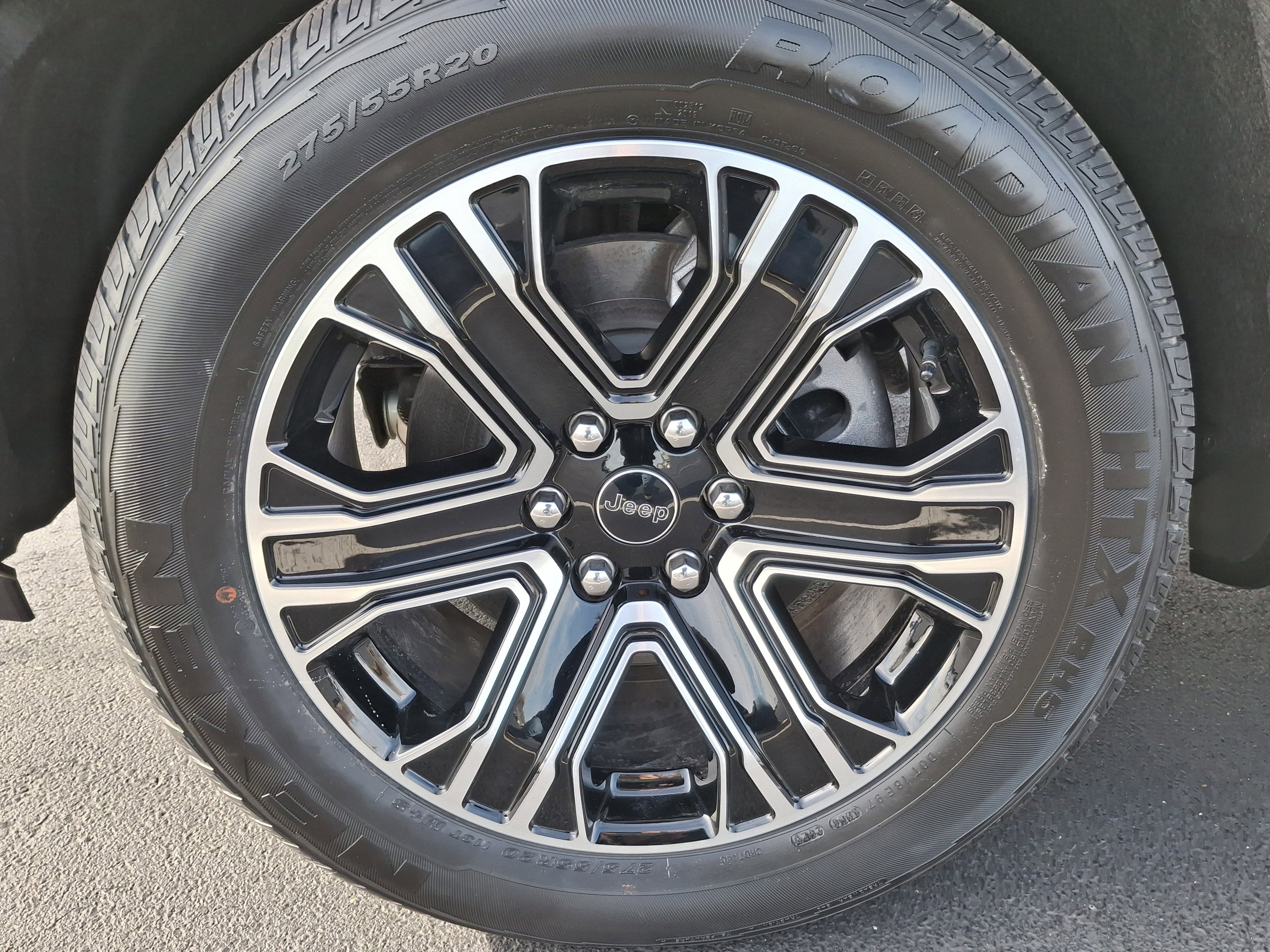 2026 Jeep Grand Wagoneer Base