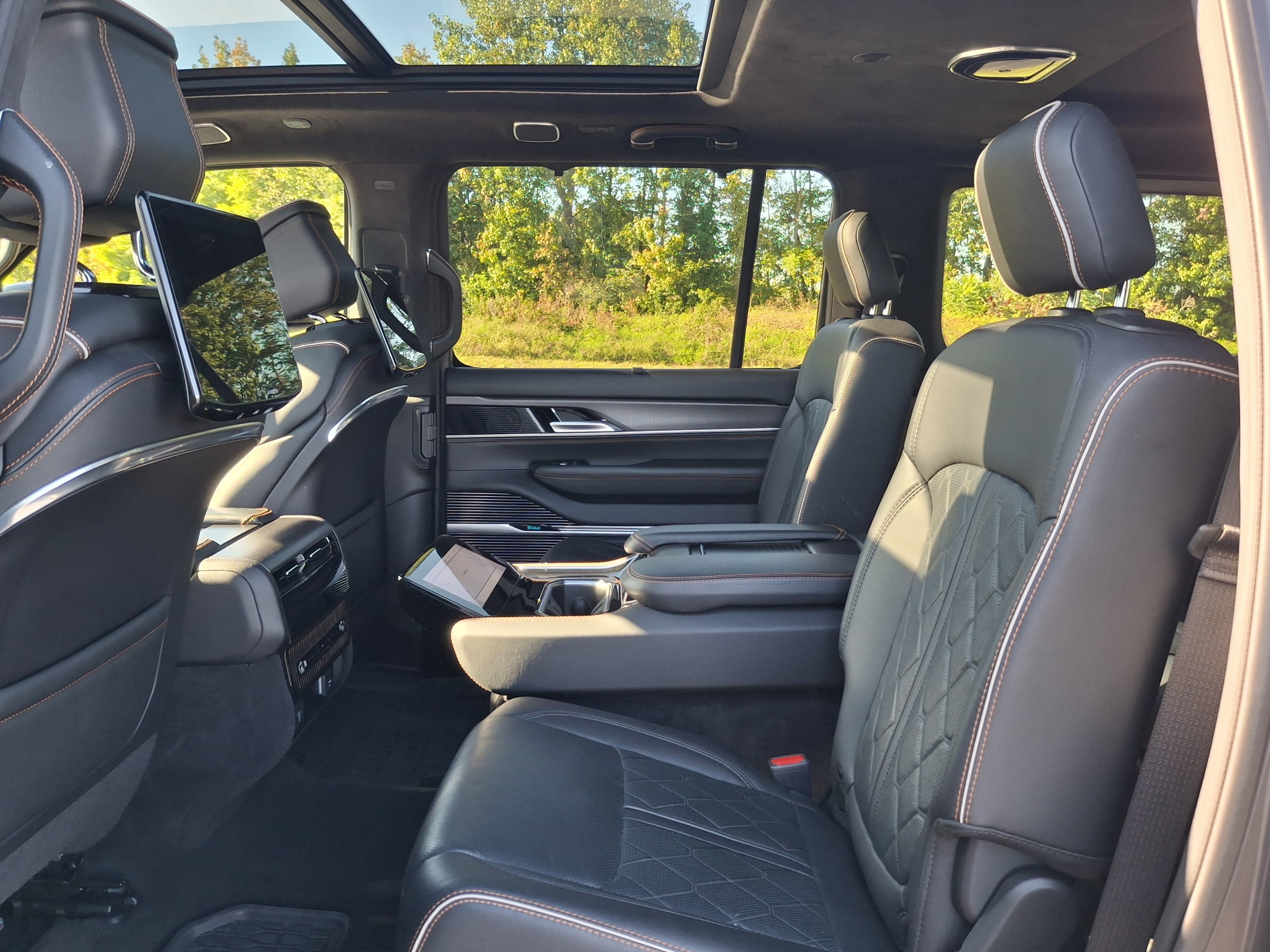 2025 Jeep Grand Wagoneer Series III Obsidian