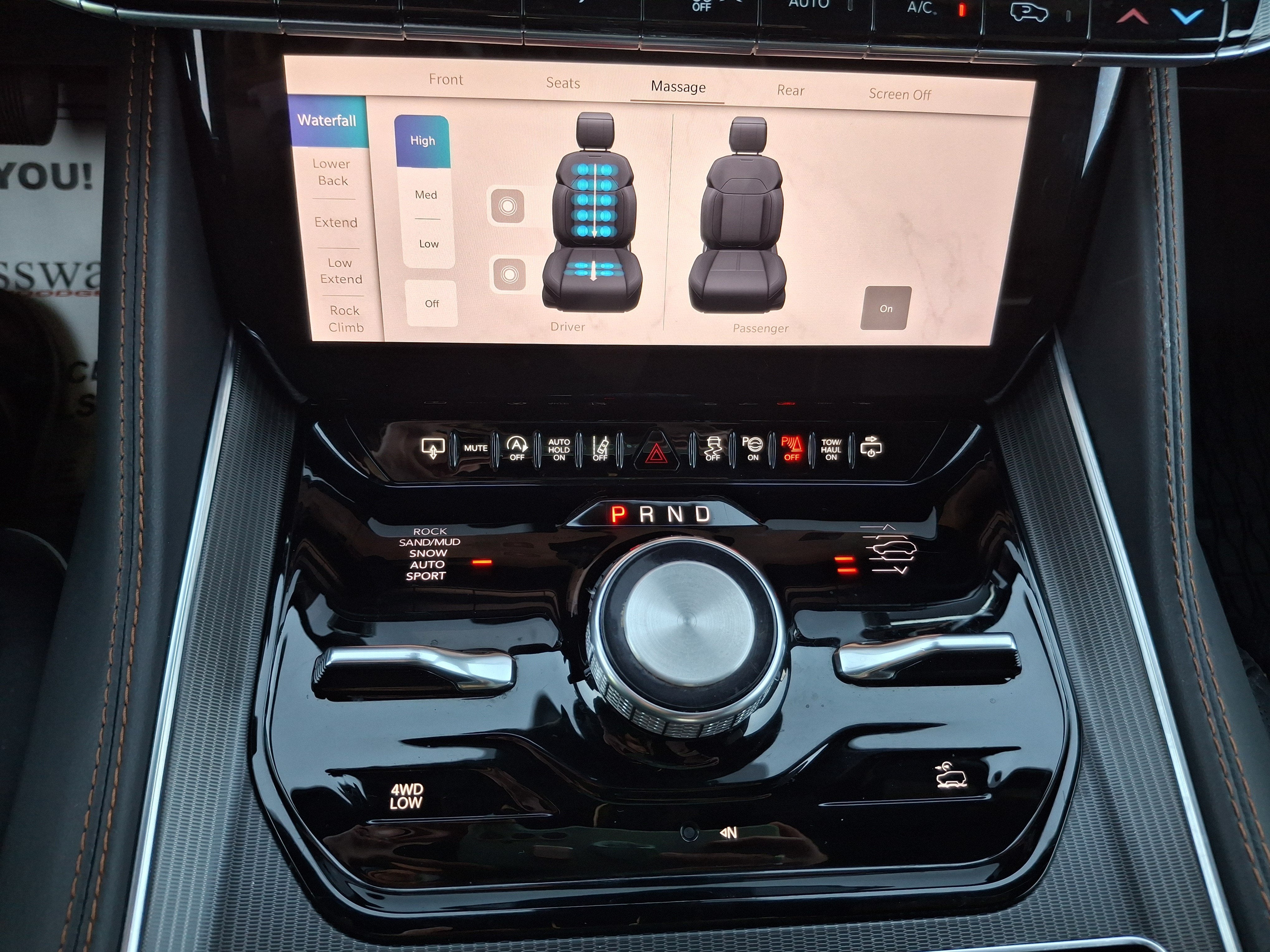 2025 Jeep Grand Wagoneer Series III Obsidian