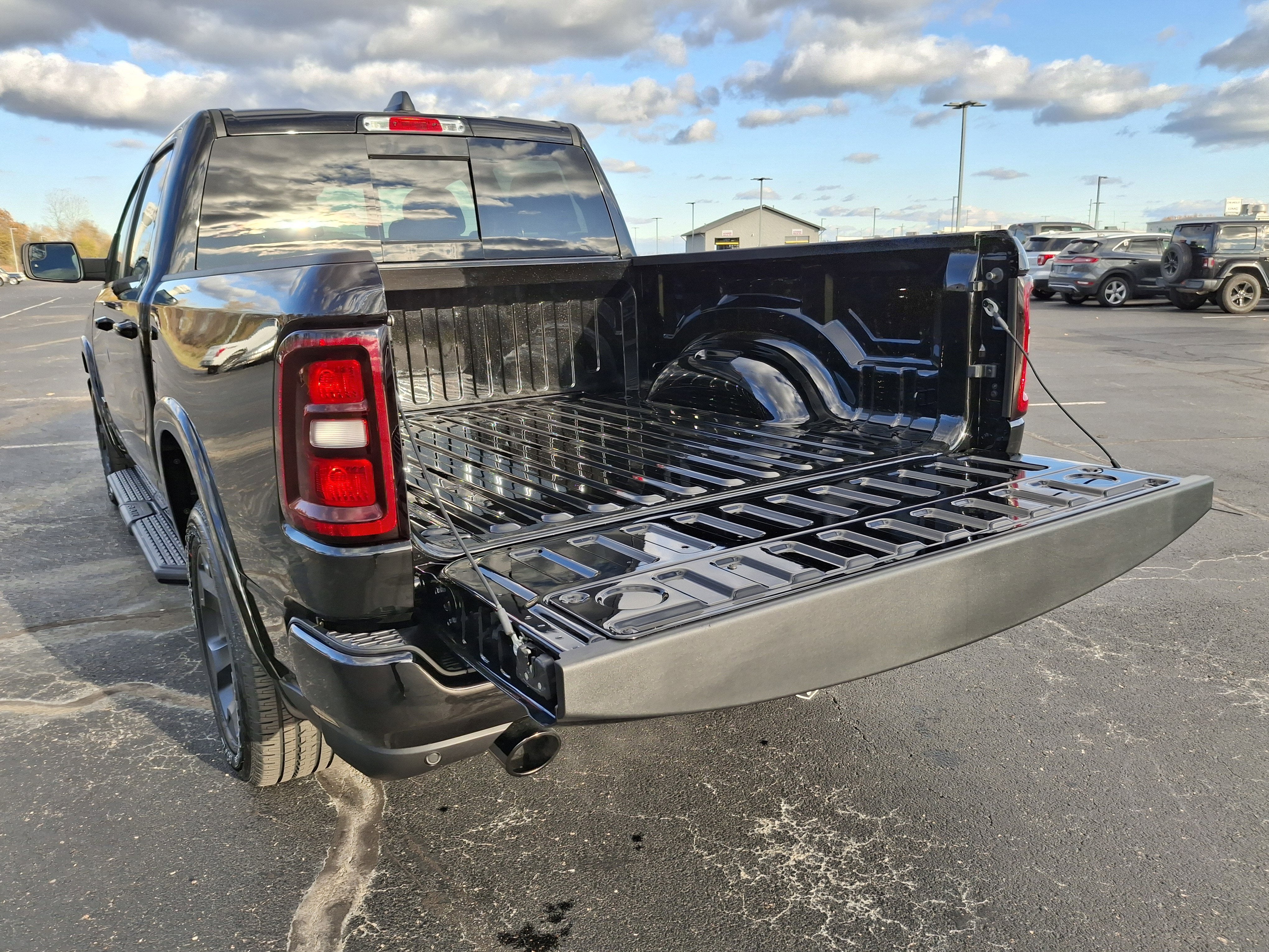 2026 RAM 1500 Big Horn 4x4 Crew Cab 5'7 Box