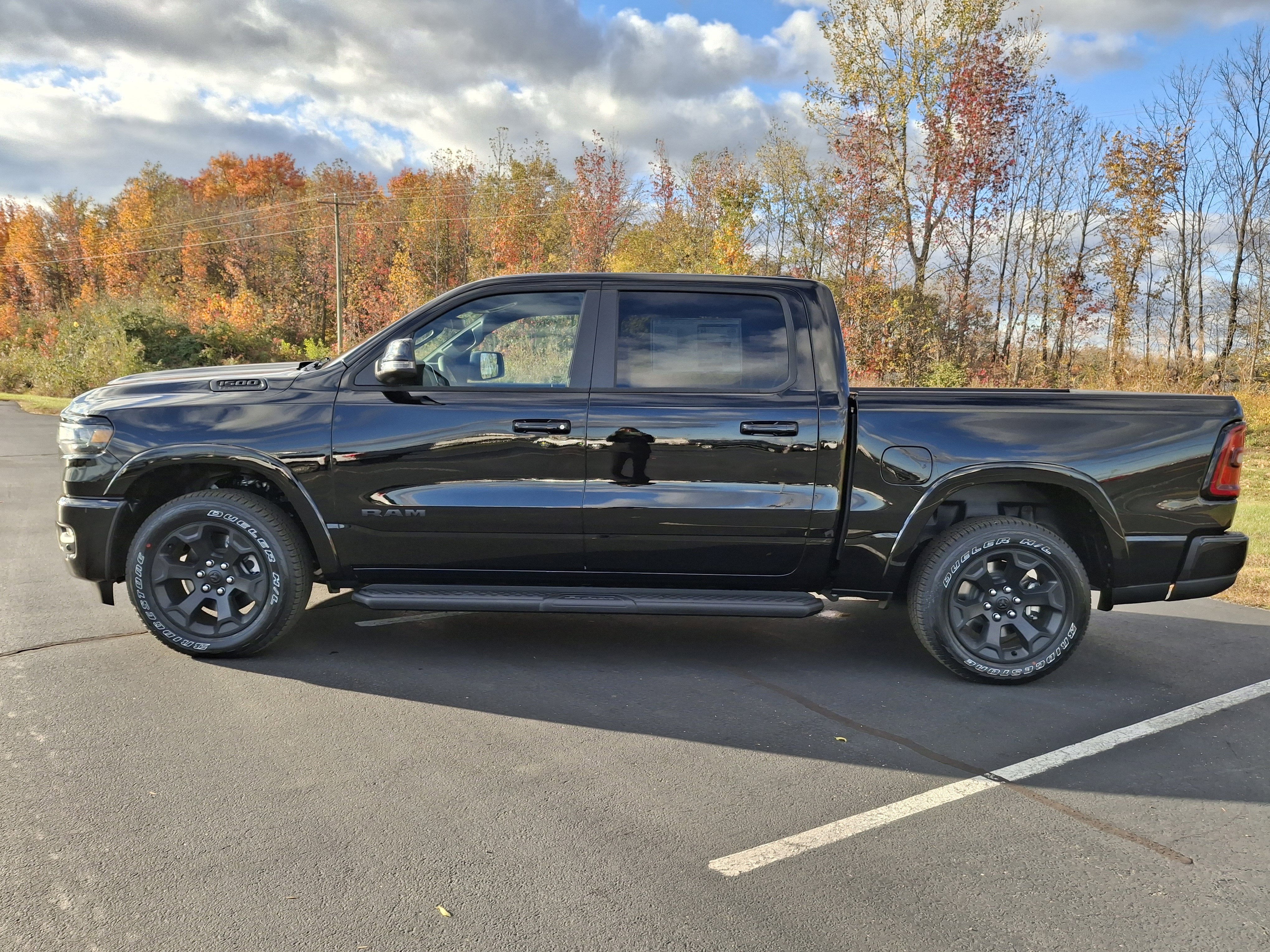 2026 RAM 1500 Big Horn 4x4 Crew Cab 5'7 Box