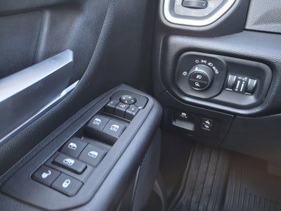 2026 RAM 1500 Big Horn 4x4 Crew Cab 5'7 Box