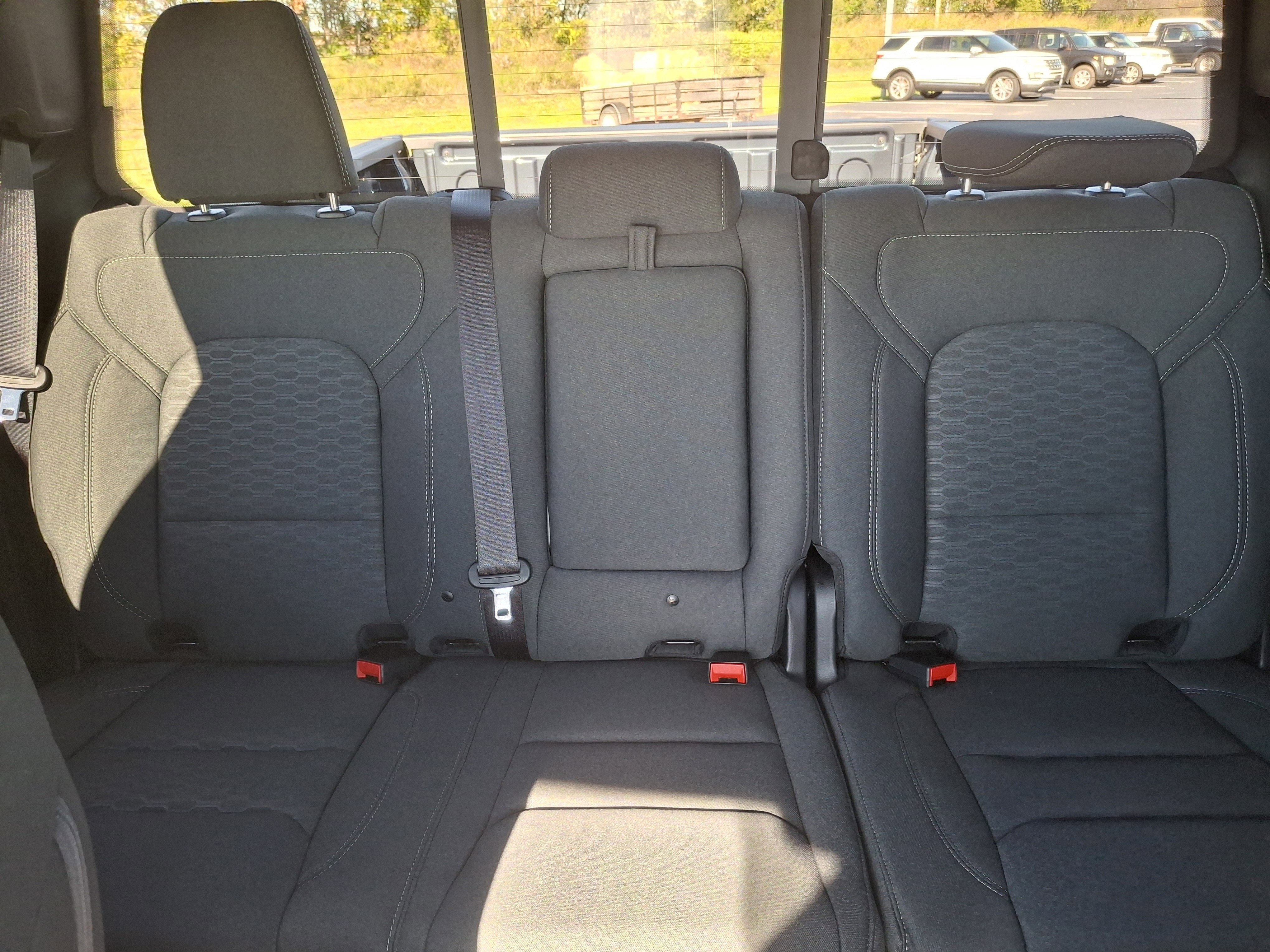 2026 RAM 1500 Big Horn 4x4 Crew Cab 5'7 Box