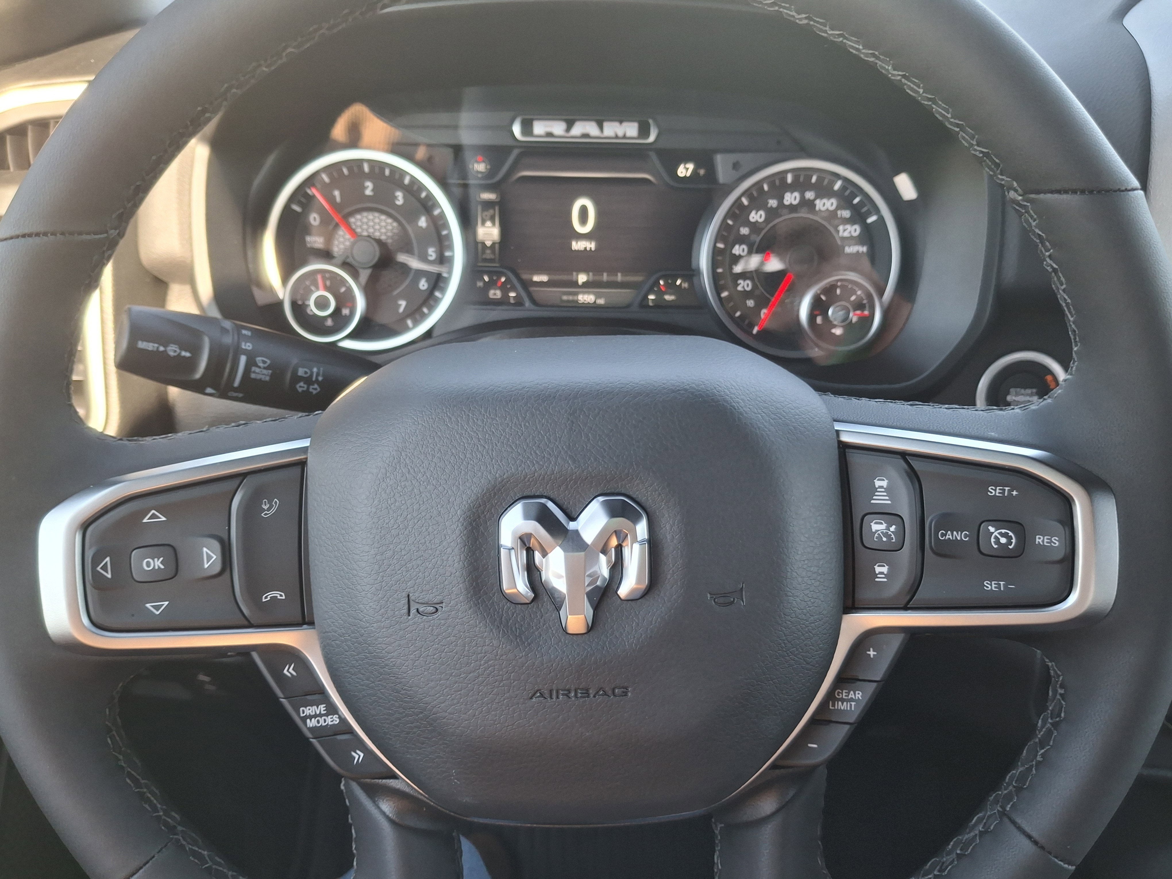 2026 RAM 1500 Big Horn 4x4 Crew Cab 5'7 Box