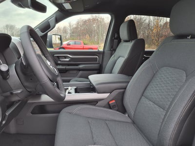 2026 RAM 1500 Big Horn 4x4 Crew Cab 5'7 Box