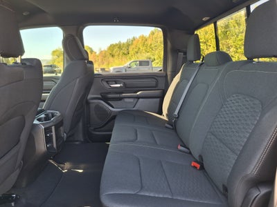 2026 RAM 1500 Express 4x4 Crew Cab 5'7 Box