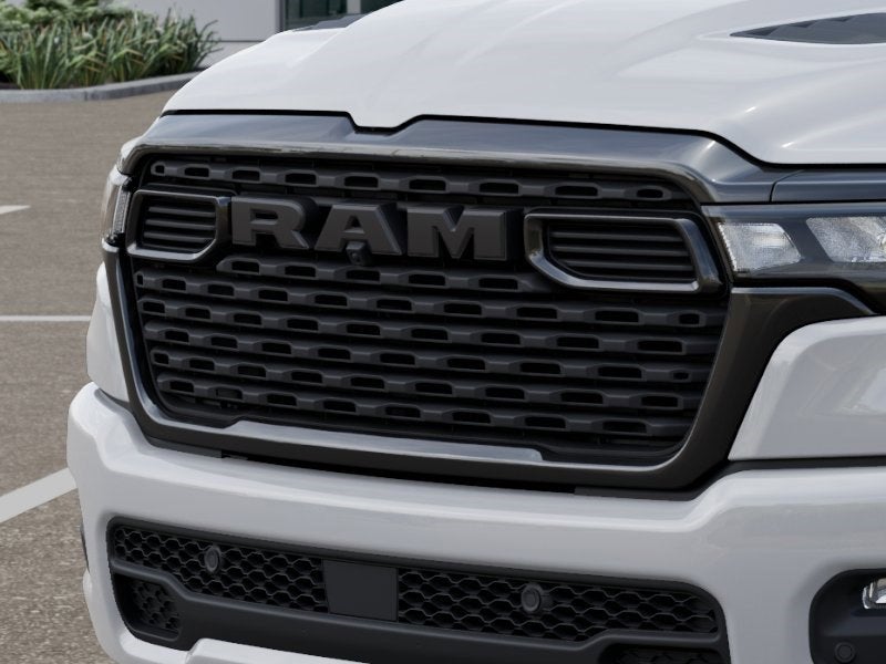2026 RAM 1500 Express 4x4 Crew Cab 5'7 Box